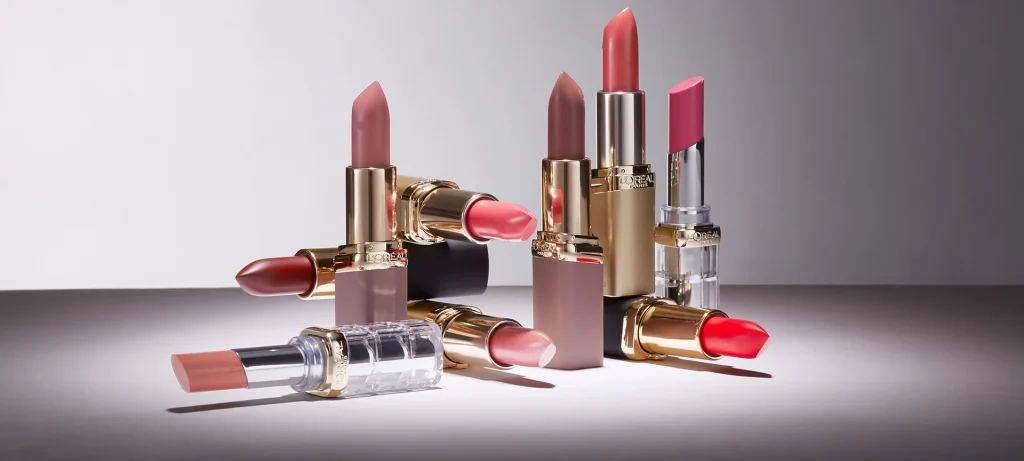 Cosmetics packager at L’Oréal in France (Paris)