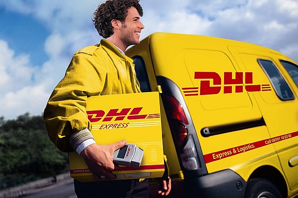 Packager at the DHL warehouse in Croatia (Velika Gorica)